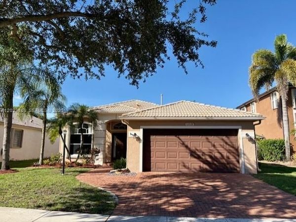 13231 NW 12th St , Pembroke Pines, FL 33028
