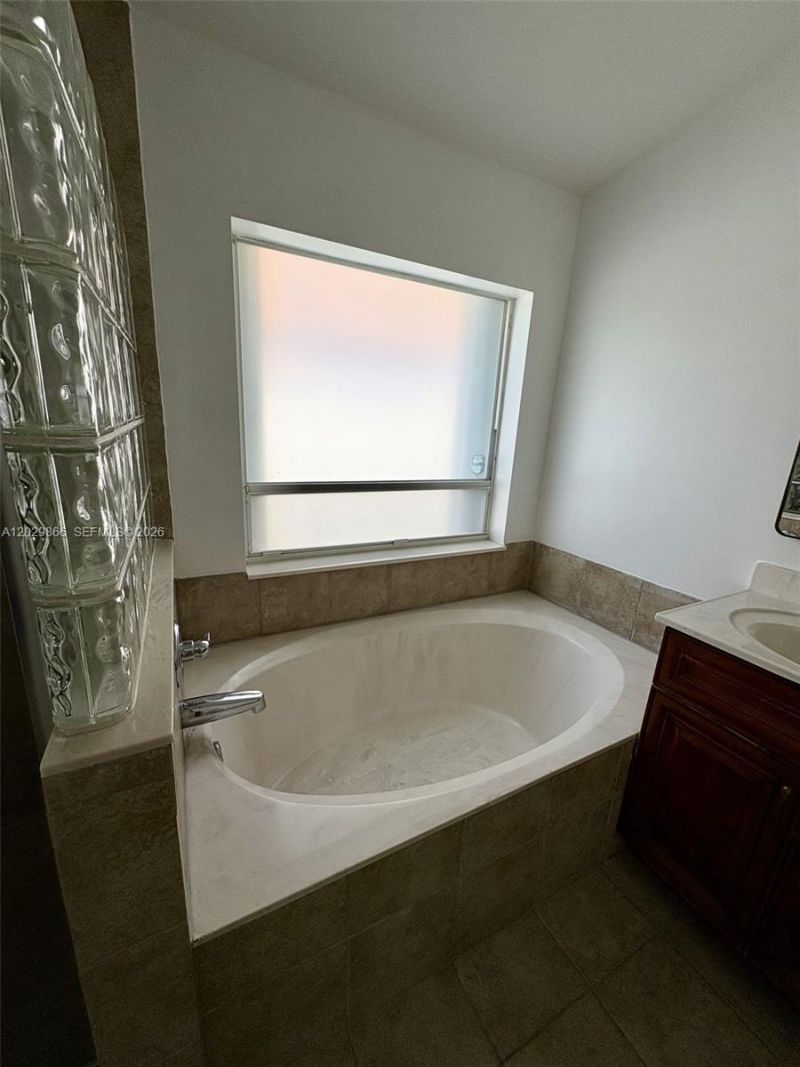13231 NW 12th St , Pembroke Pines, FL 33028 Photo