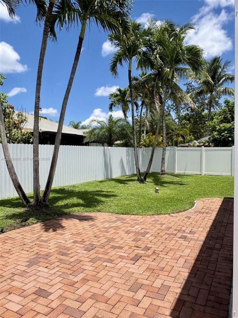 13231 NW 12th St , Pembroke Pines, FL 33028 Photo