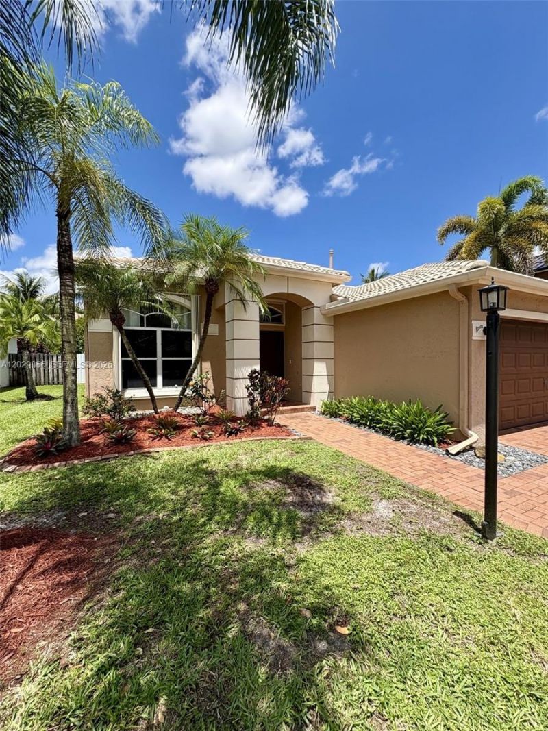 13231 NW 12th St , Pembroke Pines, FL 33028 Photo