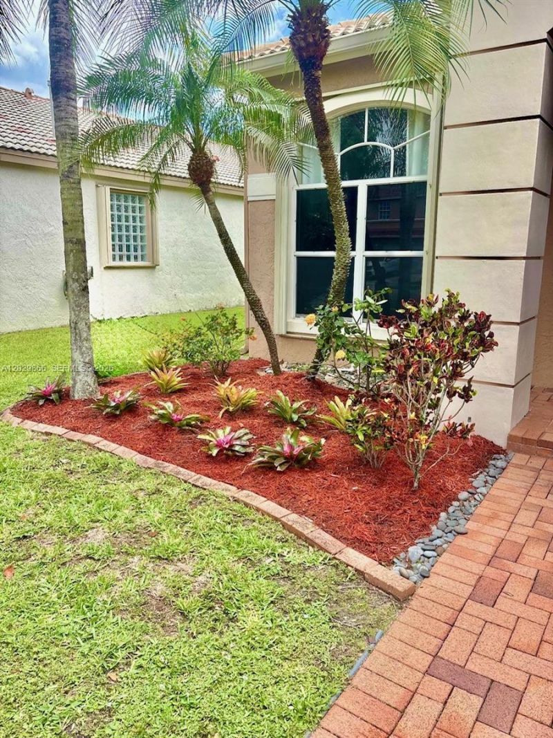 13231 NW 12th St , Pembroke Pines, FL 33028 Photo