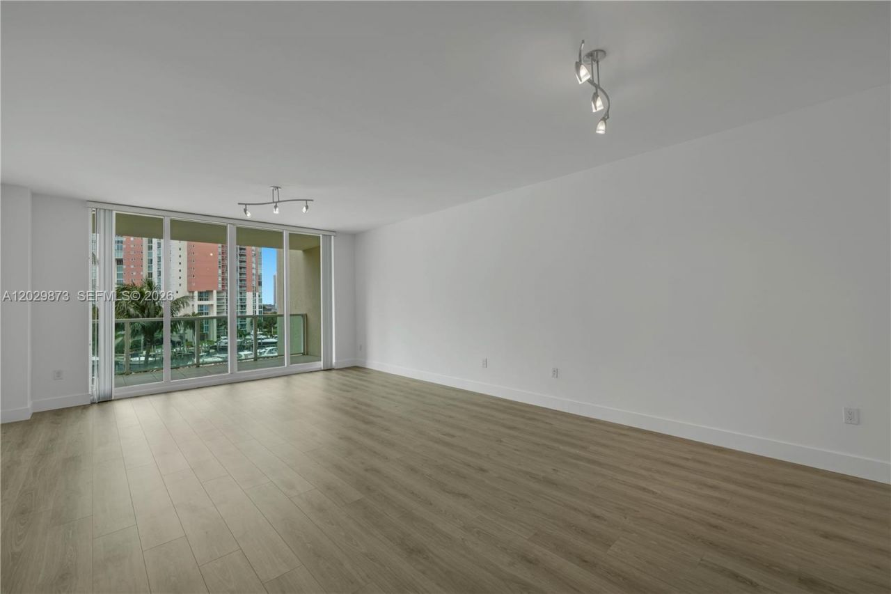3340 NE 190th St , Unit 503, Aventura, FL 33180 Photo