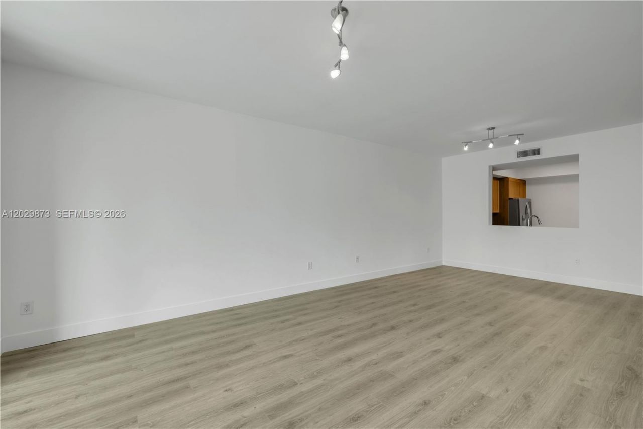 3340 NE 190th St , Unit 503, Aventura, FL 33180 Photo