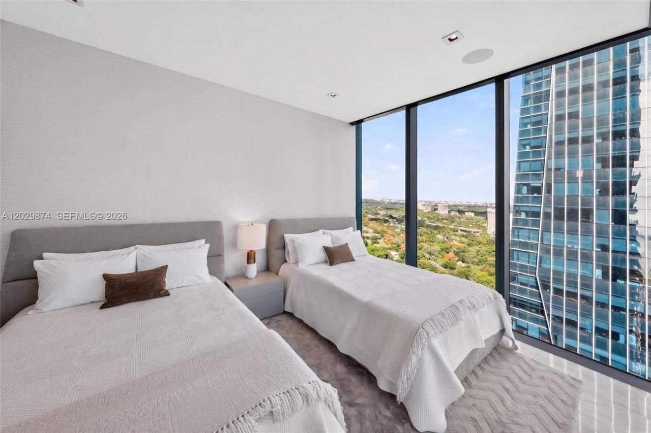 1451 Brickell Ave , Unit 2901, Miami, FL 33131 Photo