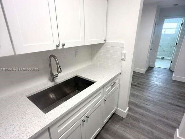12195 W Dixie Hwy , Unit 6E, North Miami, FL 33161