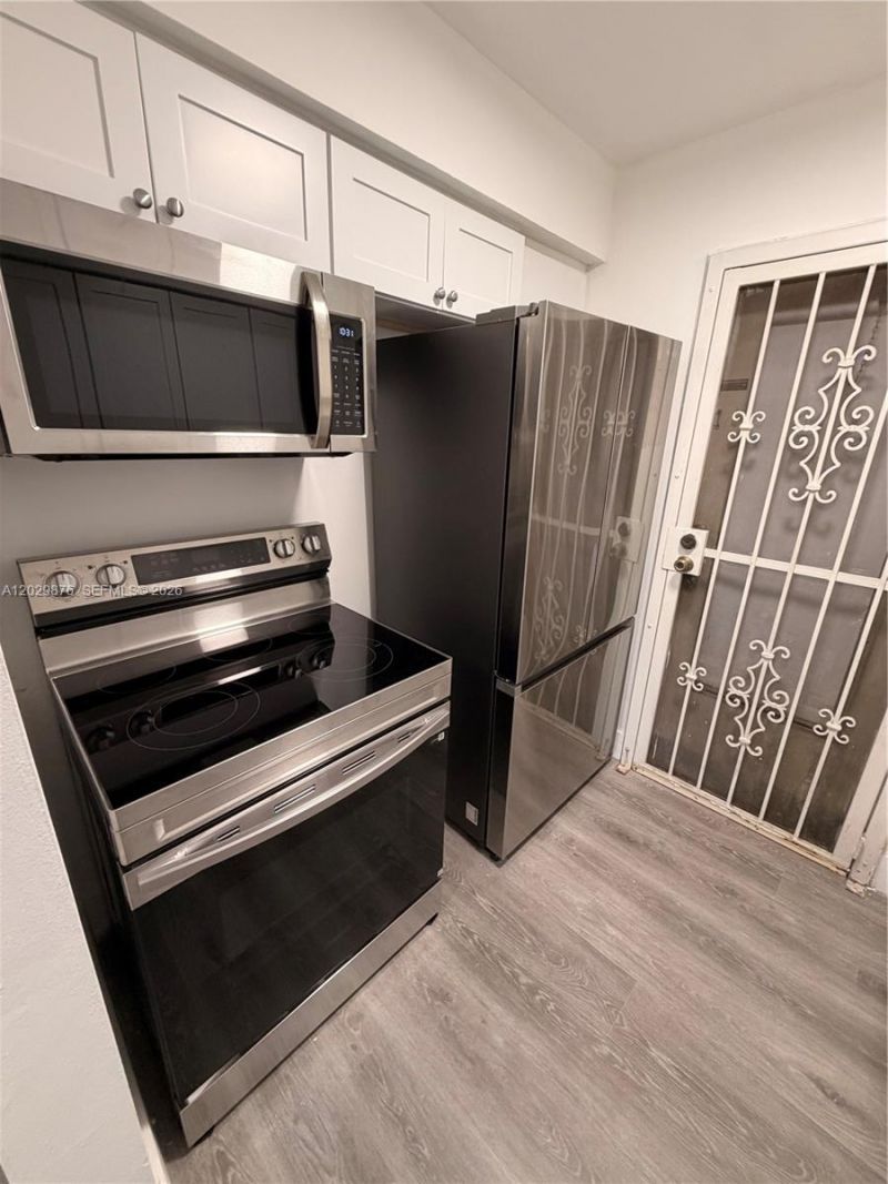12195 W Dixie Hwy, Unit 6E, North Miami, FL 33161 Photo