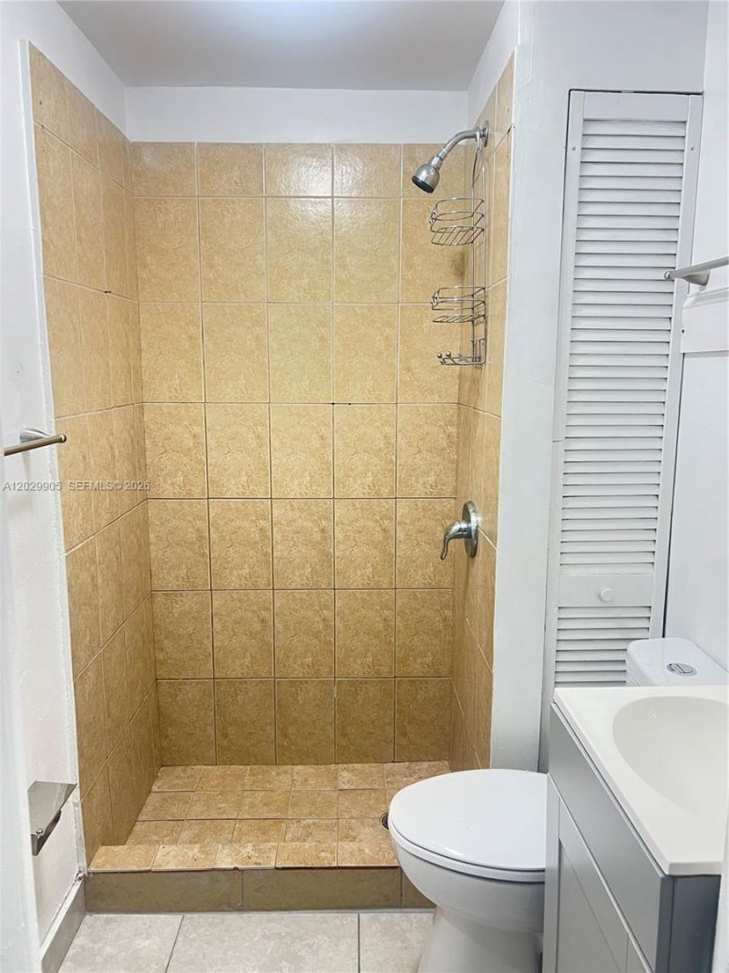 1401 E 8th Ave, Unit n/a, Hialeah, FL 33010 Photo