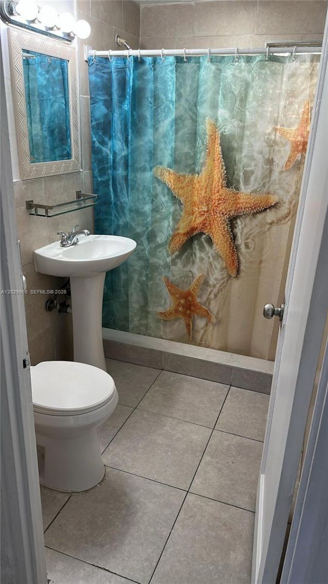 1401 E 8th Ave, Unit n/a, Hialeah, FL 33010 Photo