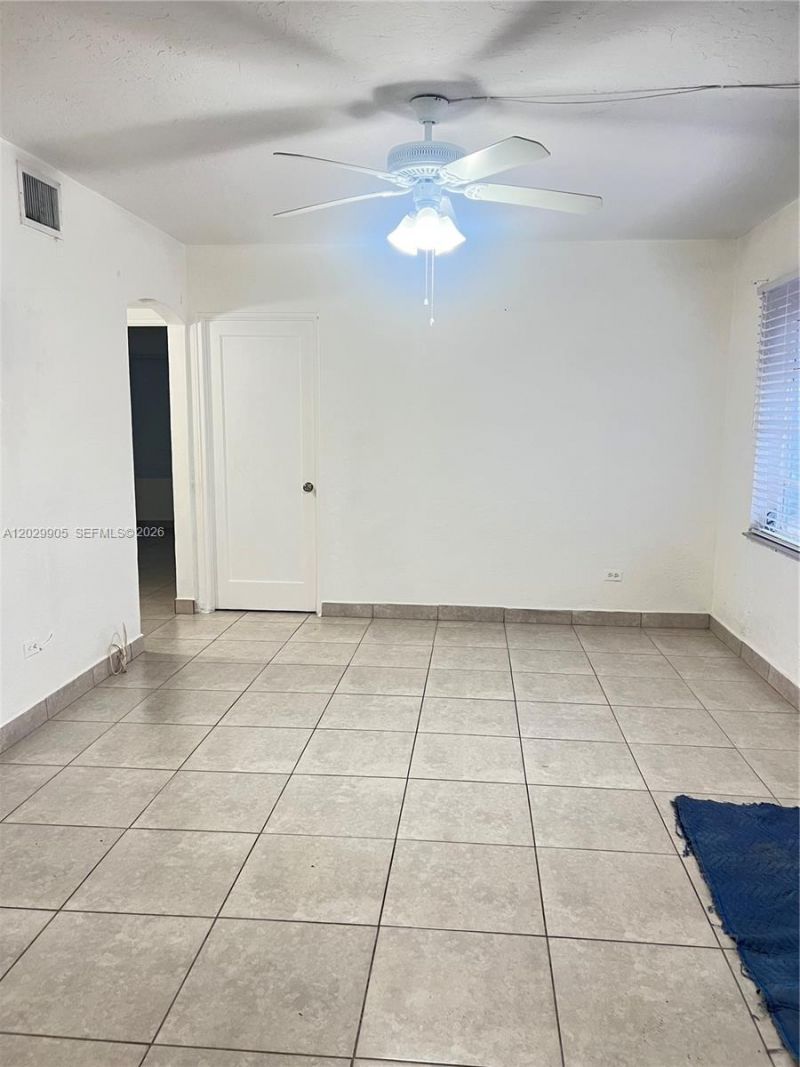 1401 E 8th Ave, Unit n/a, Hialeah, FL 33010 Photo