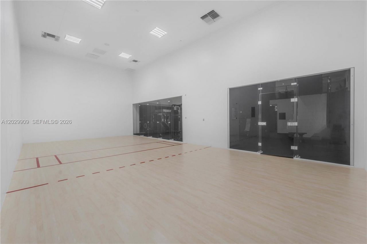 225 N Miami , Unit 3109, Miami, FL 33128 Photo