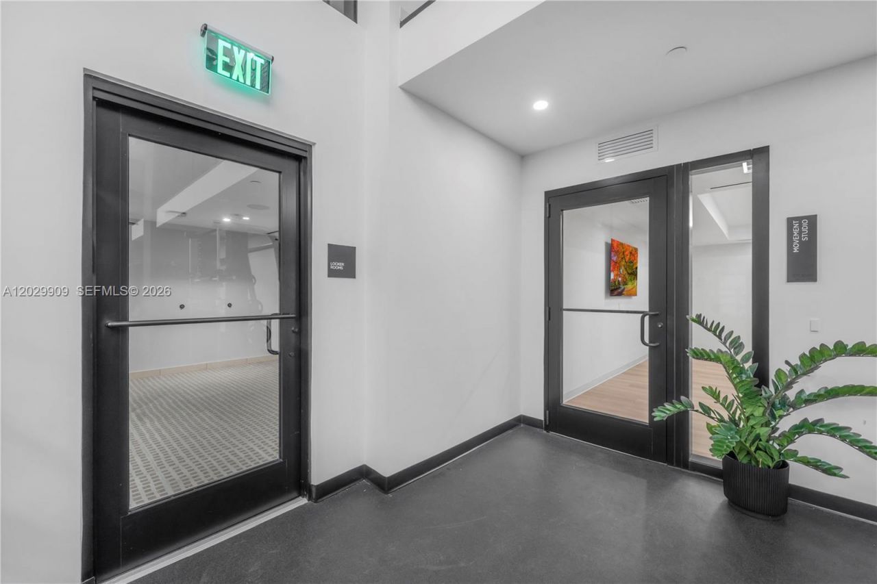225 N Miami , Unit 3109, Miami, FL 33128 Photo