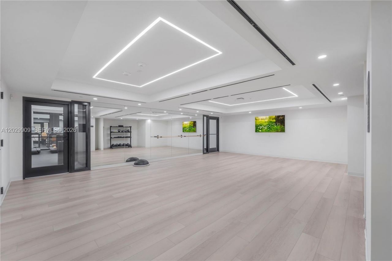 225 N Miami , Unit 3109, Miami, FL 33128 Photo