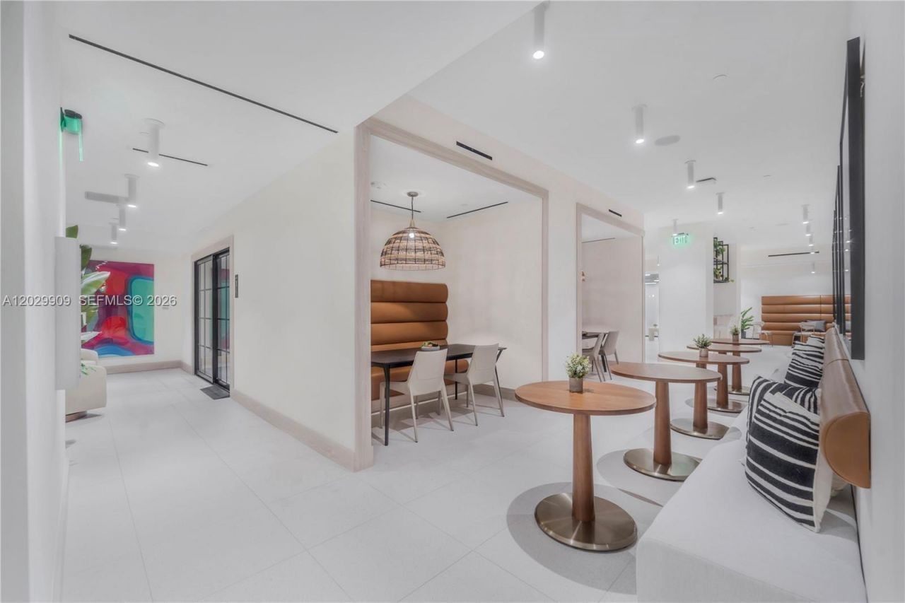 225 N Miami , Unit 3109, Miami, FL 33128 Photo