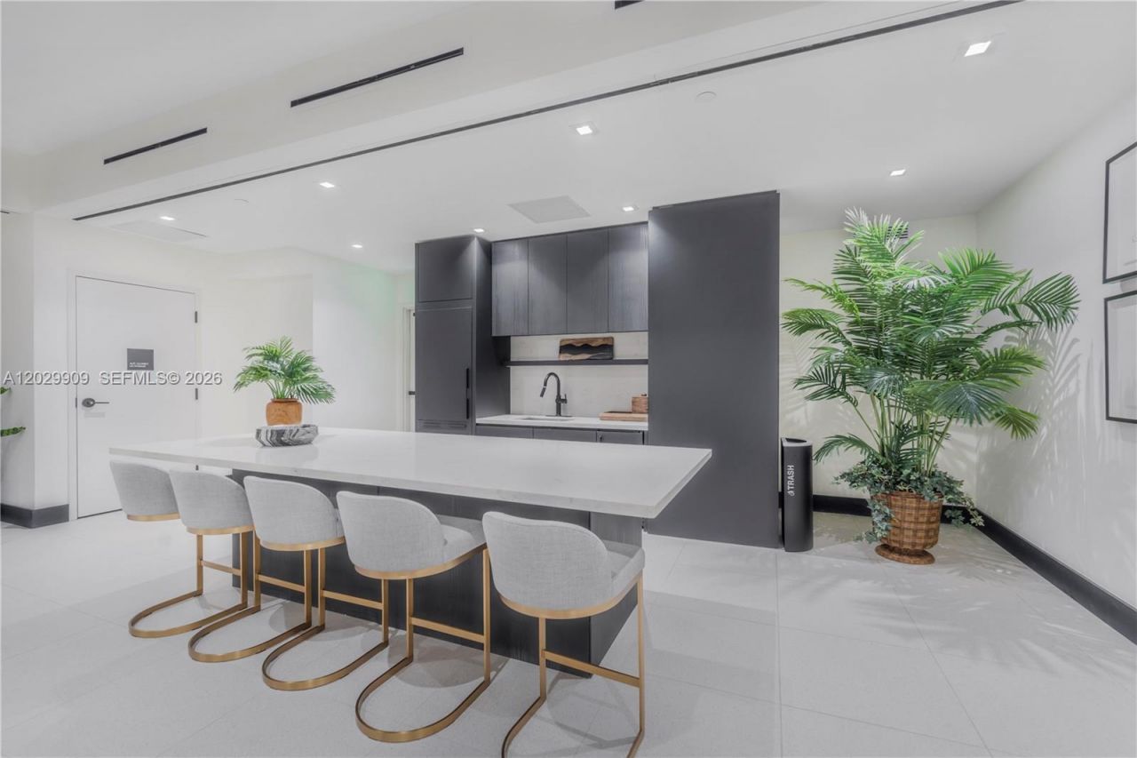 225 N Miami , Unit 3109, Miami, FL 33128 Photo