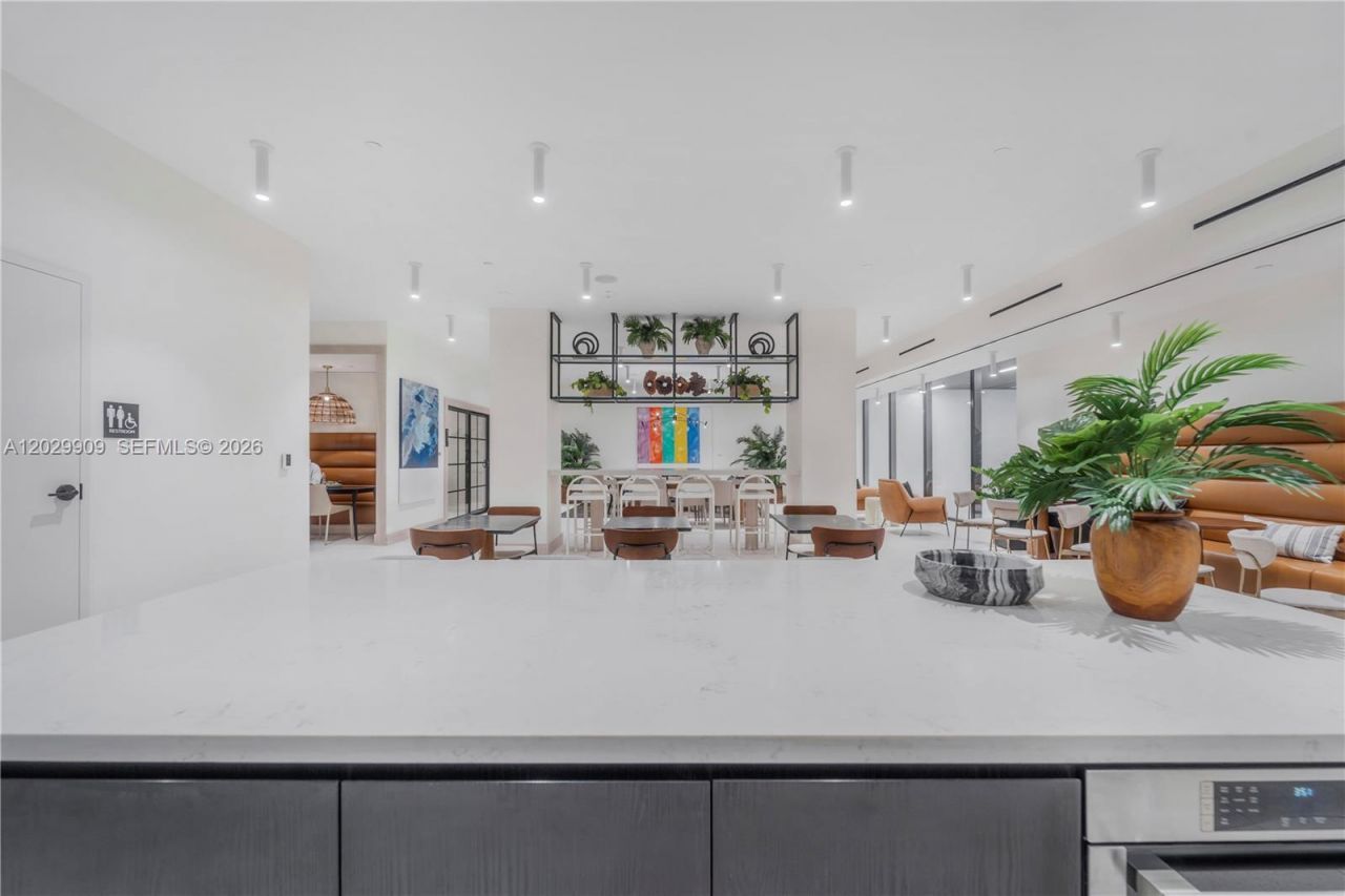 225 N Miami , Unit 3109, Miami, FL 33128 Photo