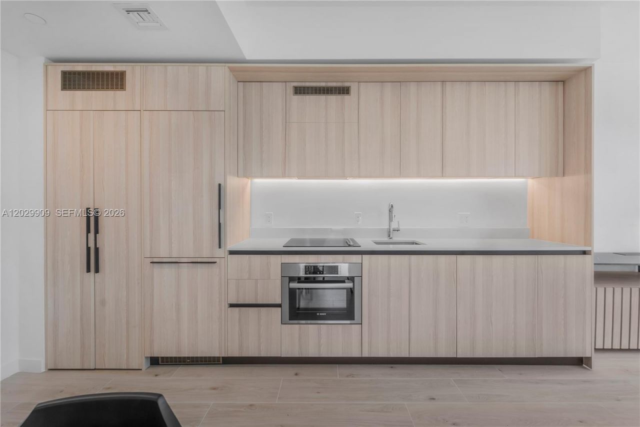 225 N Miami , Unit 3109, Miami, FL 33128 Photo