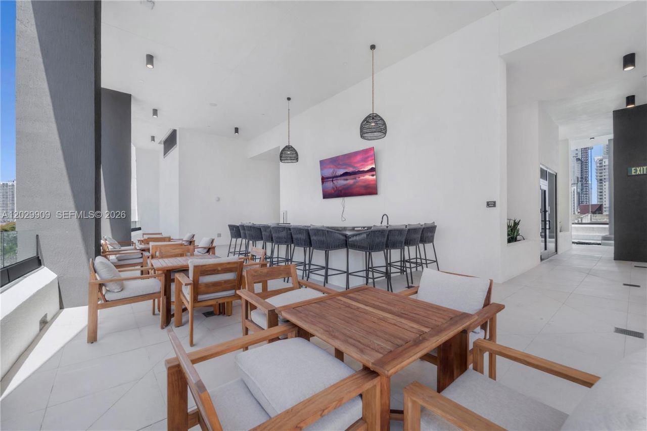 225 N Miami , Unit 3109, Miami, FL 33128 Photo