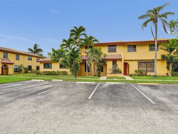 2613 NW 47th Ter , Unit 202, Lauderdale Lakes, FL 33313