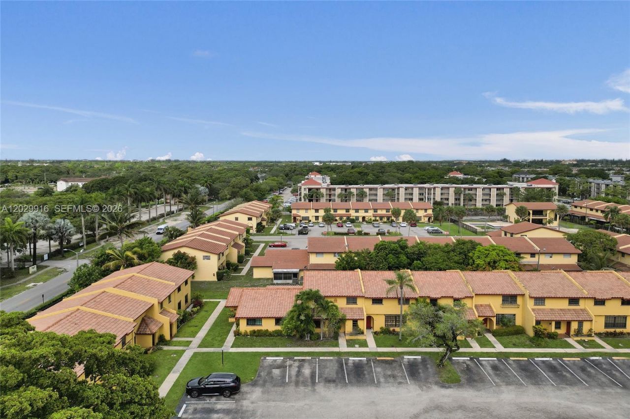2613 NW 47th Ter , Unit 202, Lauderdale Lakes, FL 33313 Photo