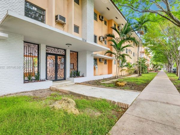 1014 Salzedo St , Unit 211, Coral Gables, FL 33134