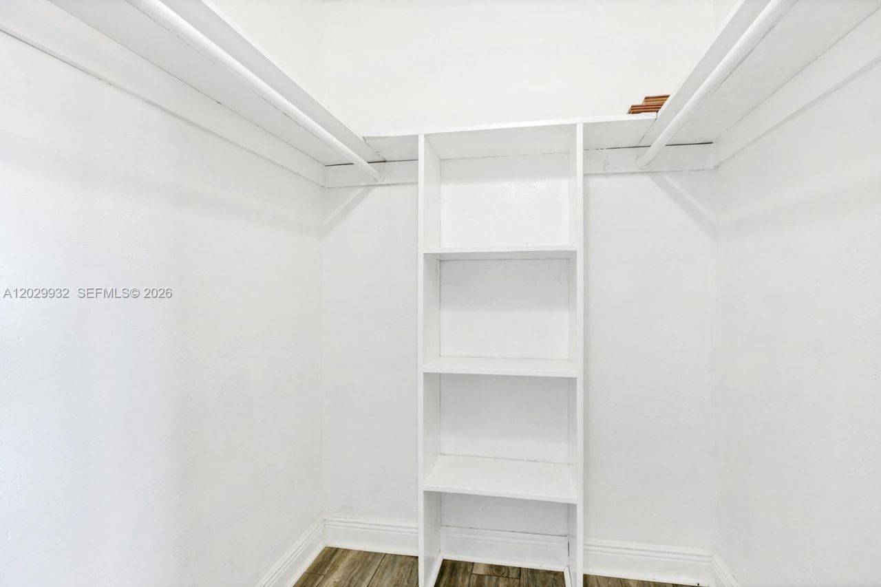 1014 Salzedo St , Unit 211, Coral Gables, FL 33134 Photo