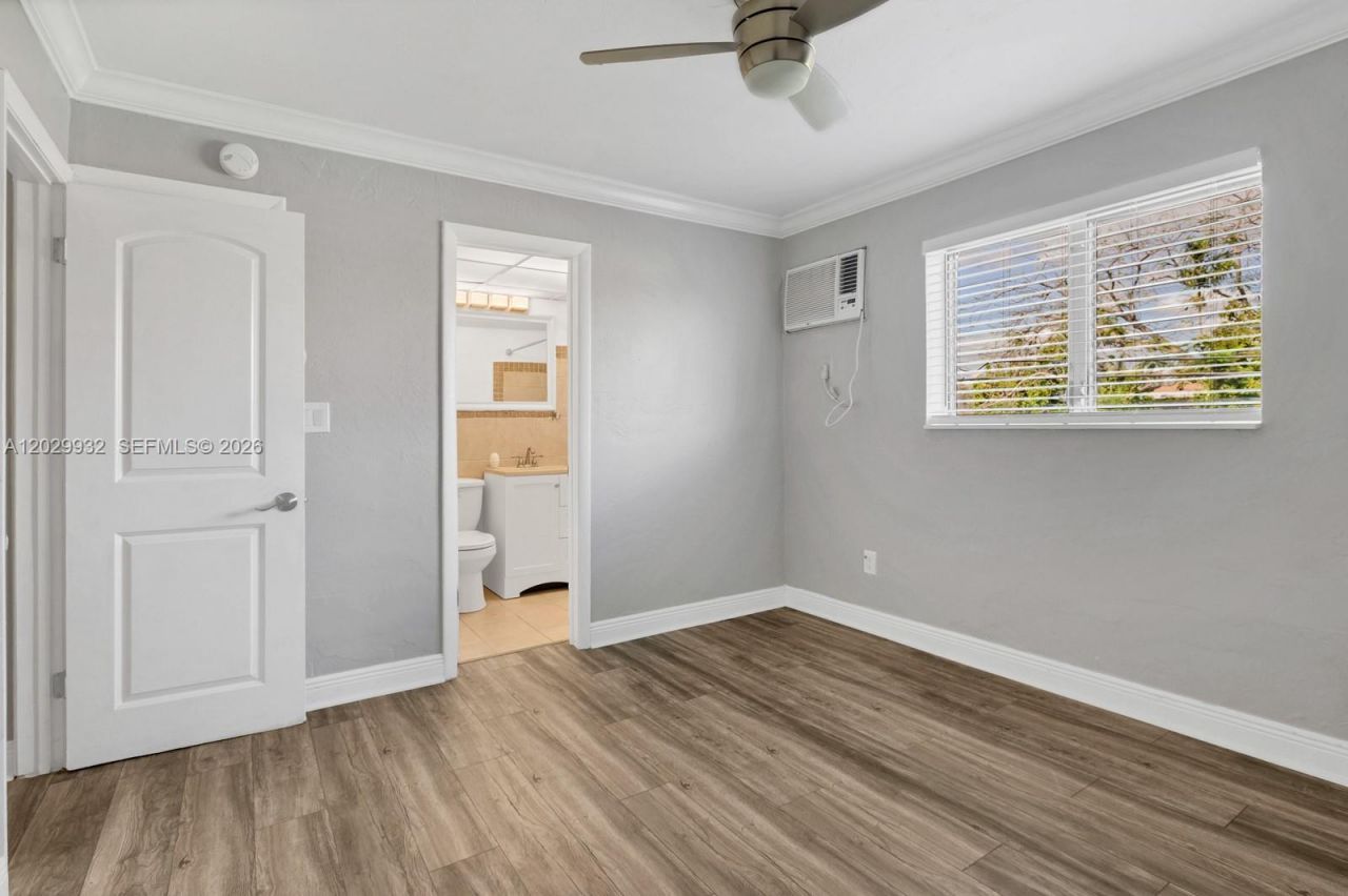 1014 Salzedo St , Unit 211, Coral Gables, FL 33134 Photo
