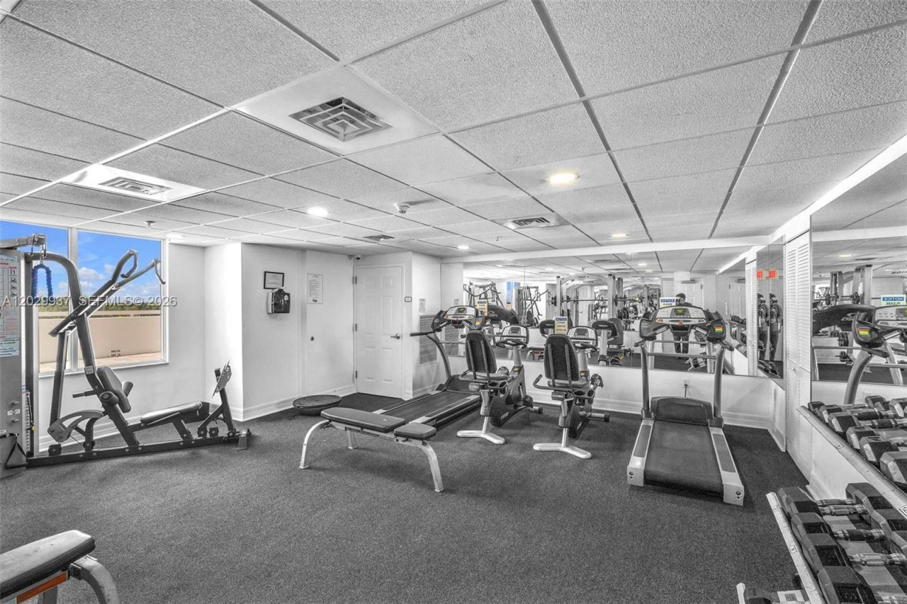 900 SW 8th St , Unit 1103, Miami, FL 33130 Photo