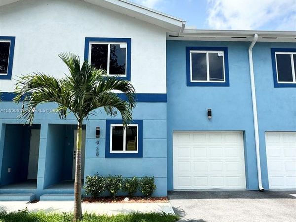 930 NW 2nd St , Fort Lauderdale, FL 33311