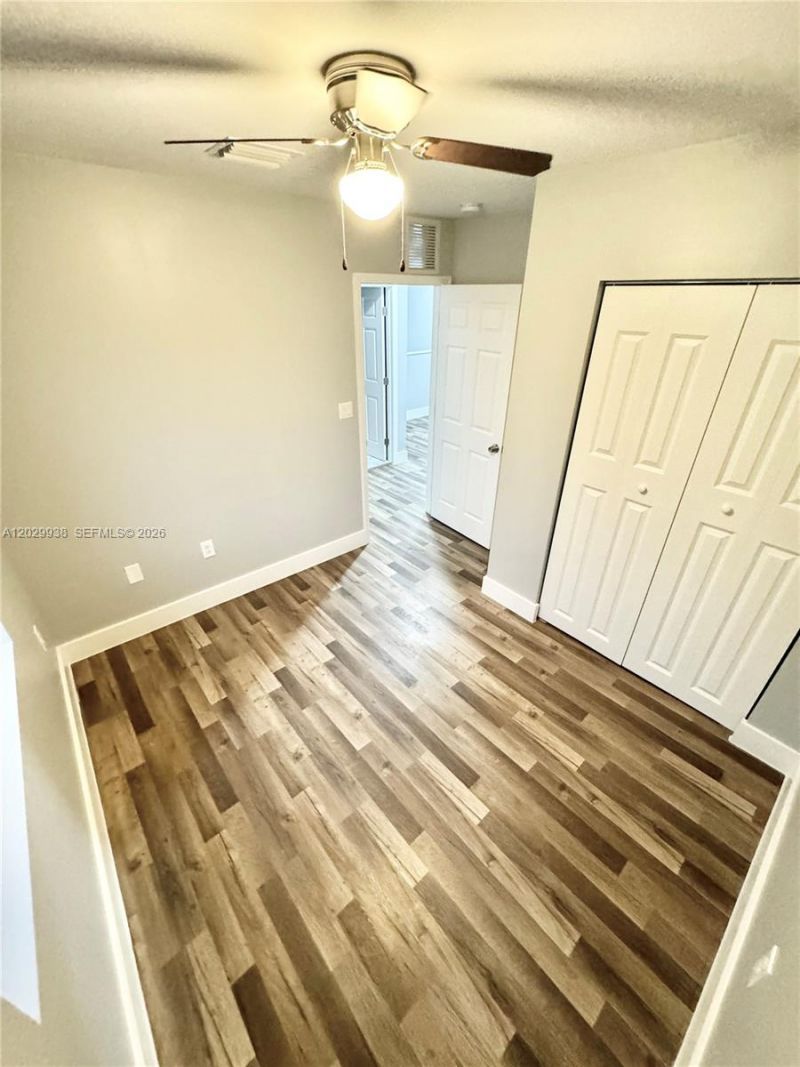 930 NW 2nd St , Fort Lauderdale, FL 33311 Photo