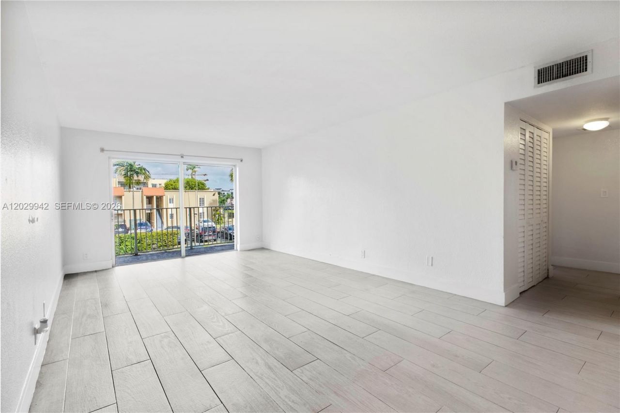 Please Call For Address, Unit 211, Doral, FL 33166 Photo