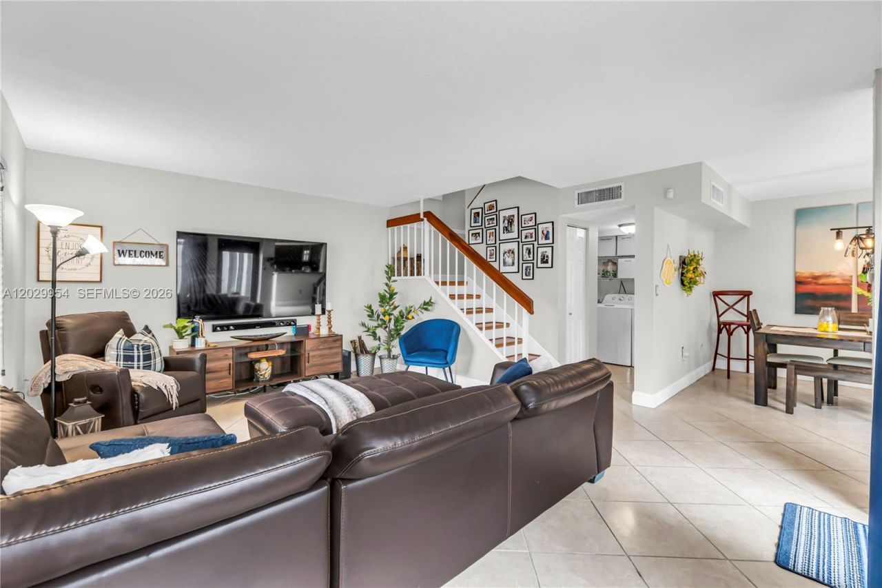 4714 SW 67th Ave , Unit C6, Miami, FL 33155 Photo