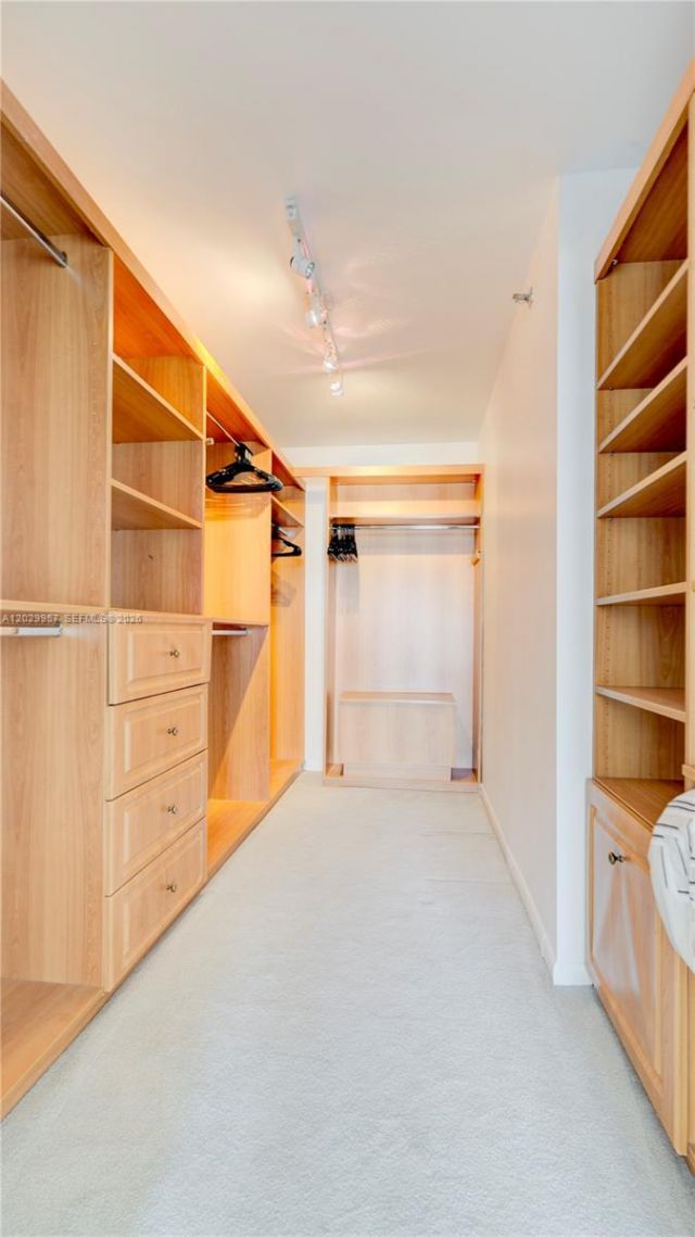 4000 Towerside Ter , Unit 908, Miami, FL 33138 Photo