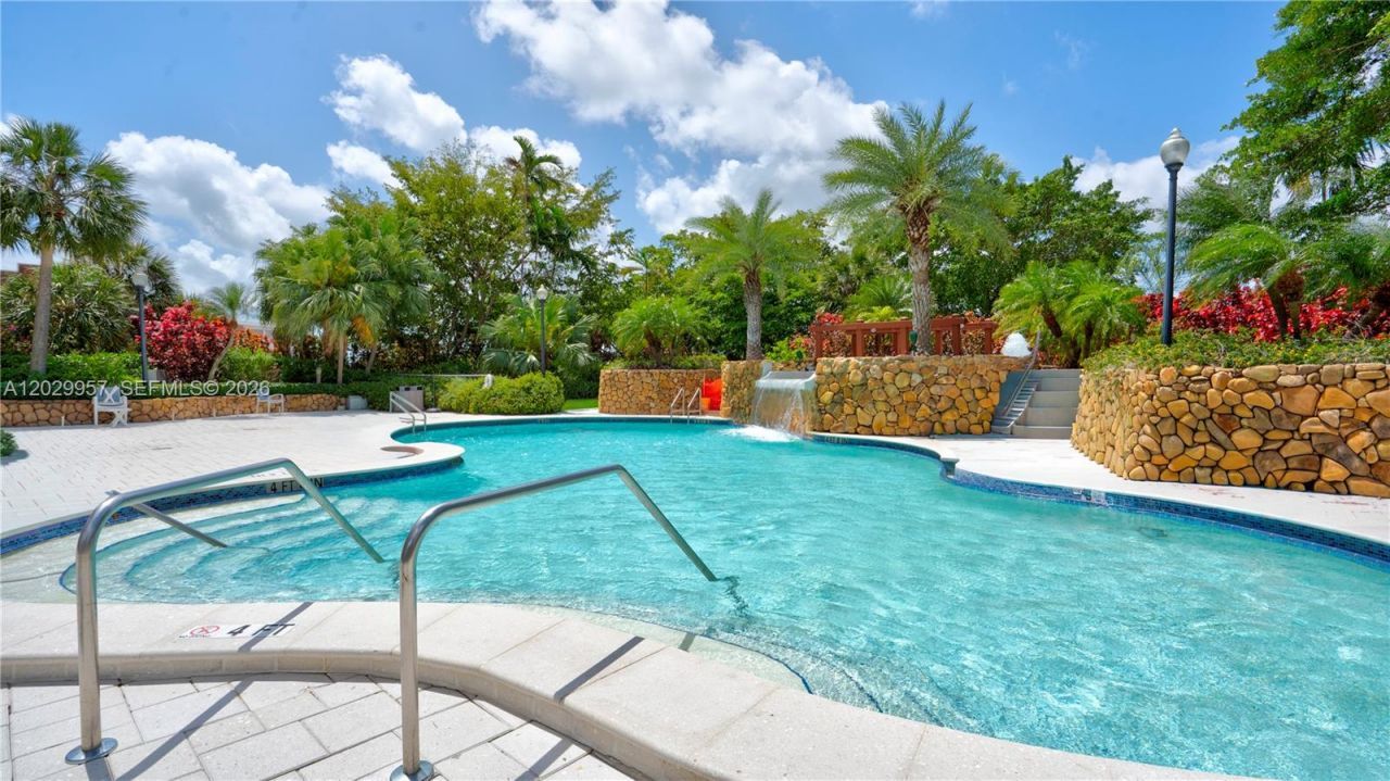 4000 Towerside Ter , Unit 908, Miami, FL 33138 Photo