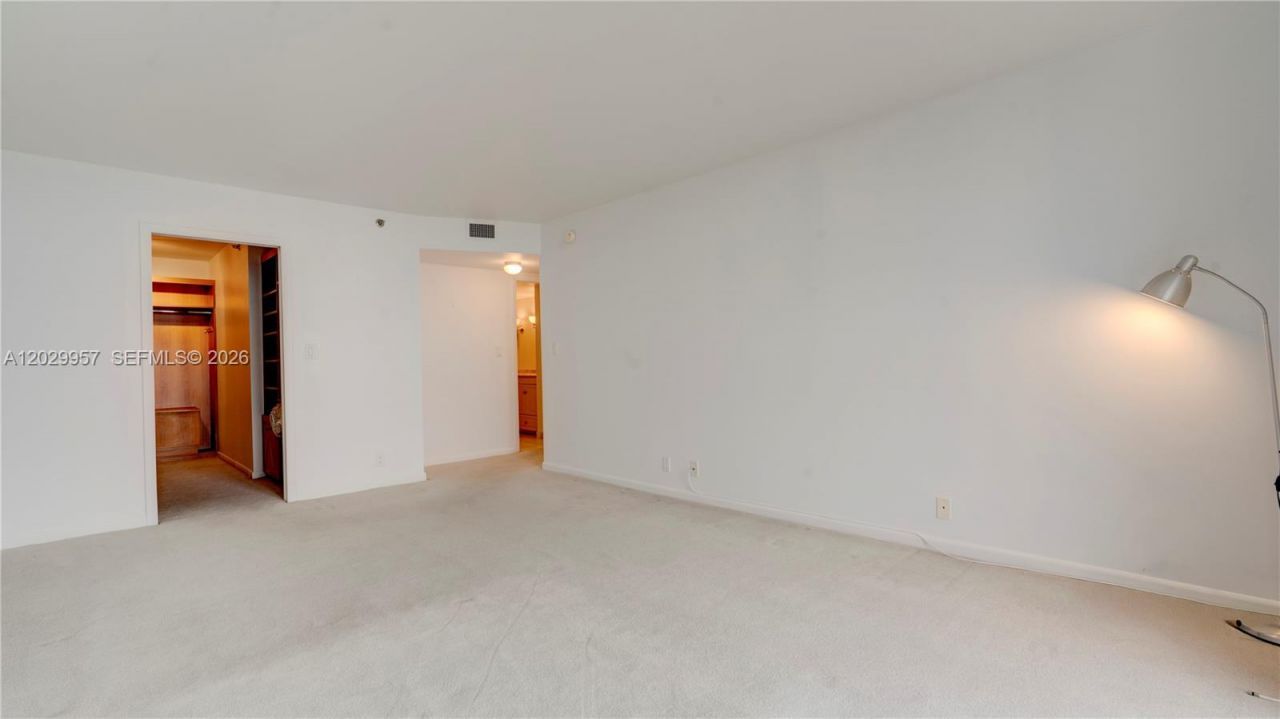 4000 Towerside Ter , Unit 908, Miami, FL 33138 Photo