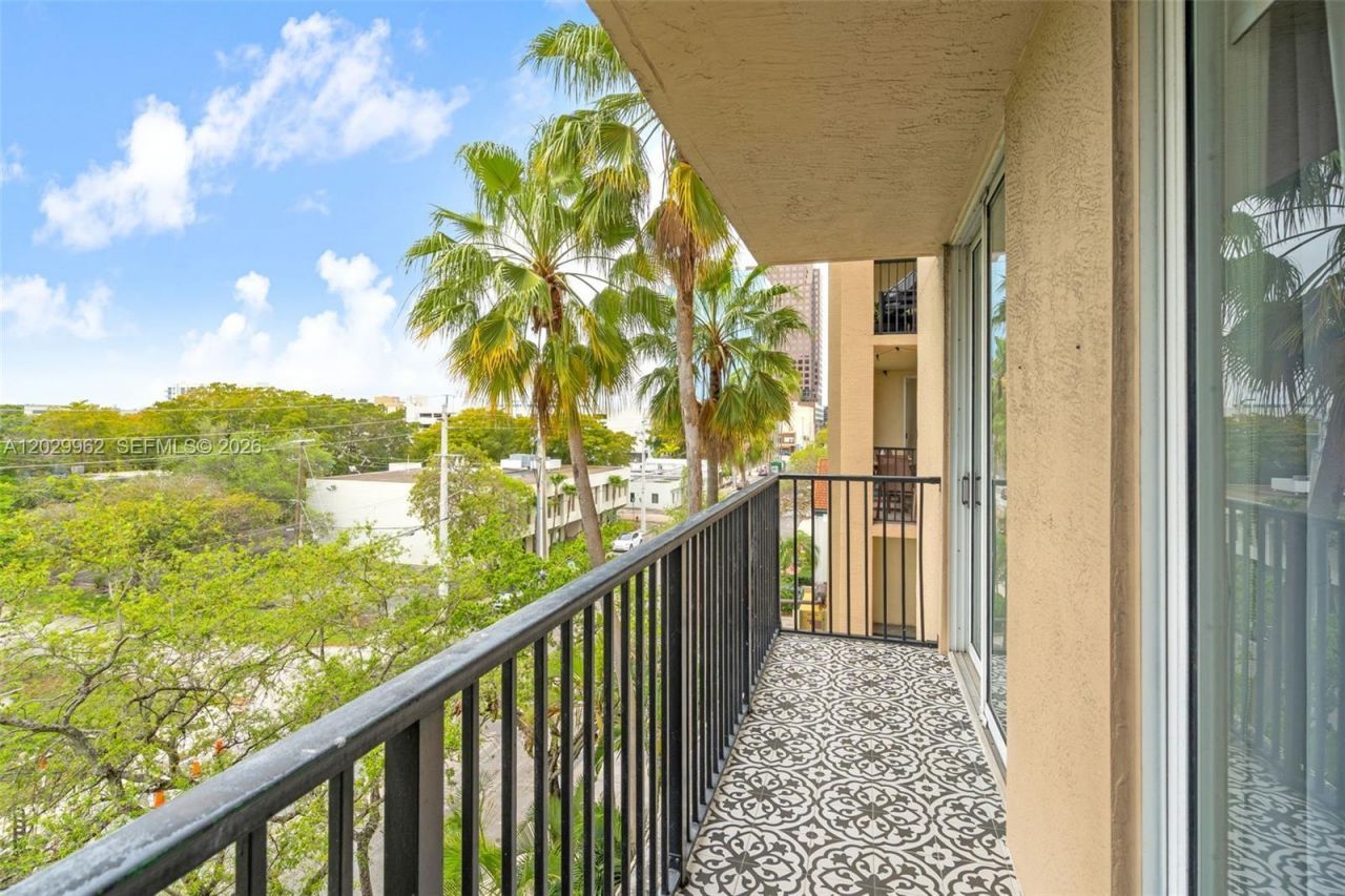 520 SE 5th Ave , Unit 1307, Fort Lauderdale, FL 33301 Photo