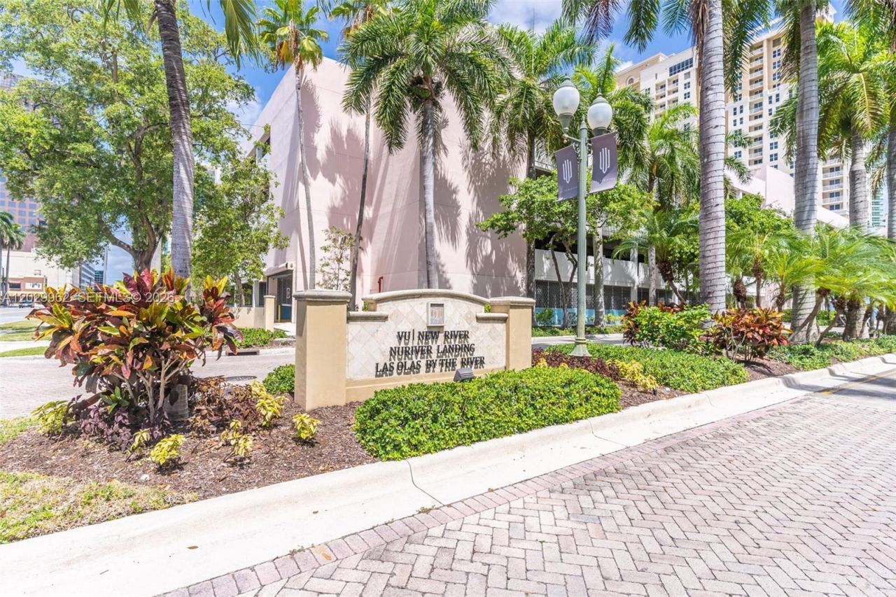 520 SE 5th Ave , Unit 1307, Fort Lauderdale, FL 33301 Photo