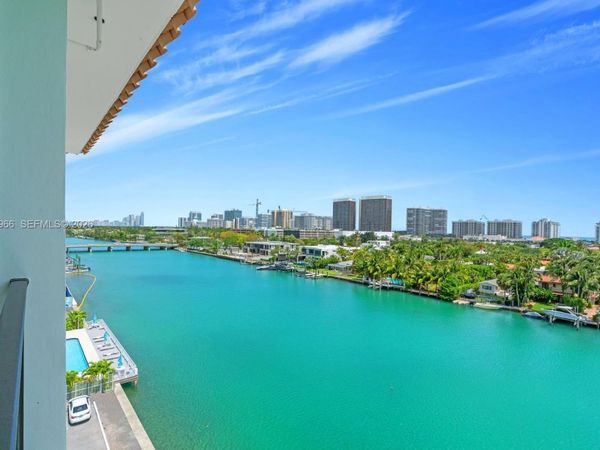 9341 E Bay Harbor Dr , Unit PH-B, Bay Harbor Islands, FL 33154