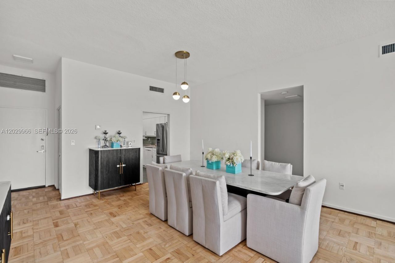 9341 E Bay Harbor Dr , Unit PH-B, Bay Harbor Islands, FL 33154 Photo