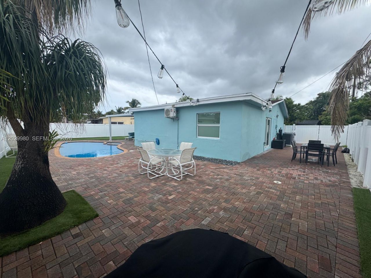 2510 NE 9th Ave , Pompano Beach, FL 33064 Photo