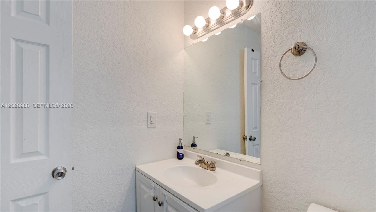 2510 NE 9th Ave, Pompano Beach, FL 33064 Photo