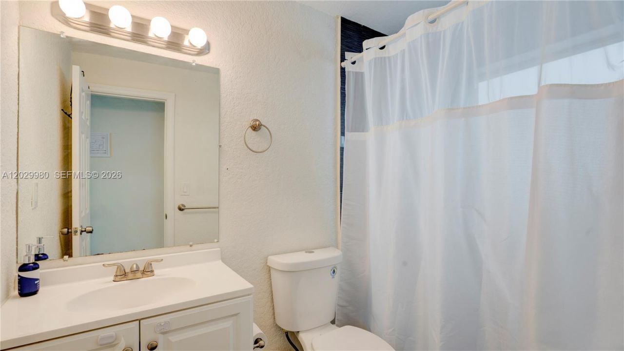 2510 NE 9th Ave, Pompano Beach, FL 33064 Photo