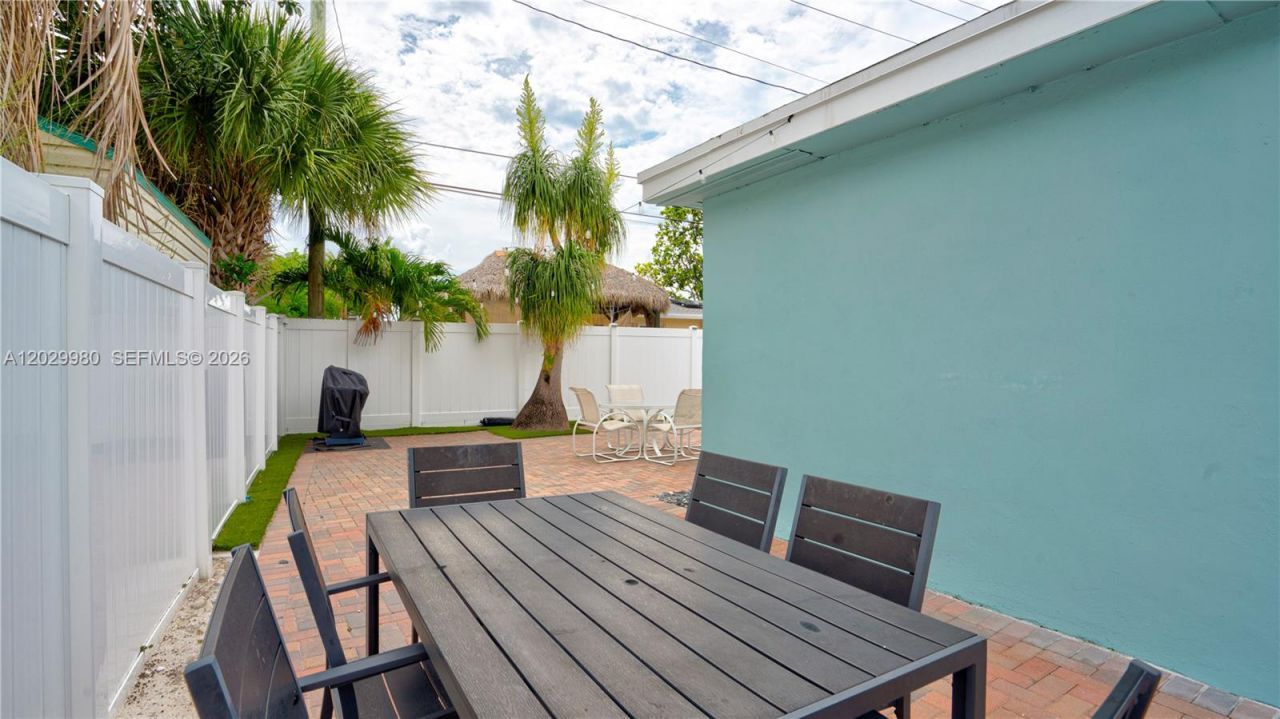 2510 NE 9th Ave, Pompano Beach, FL 33064 Photo