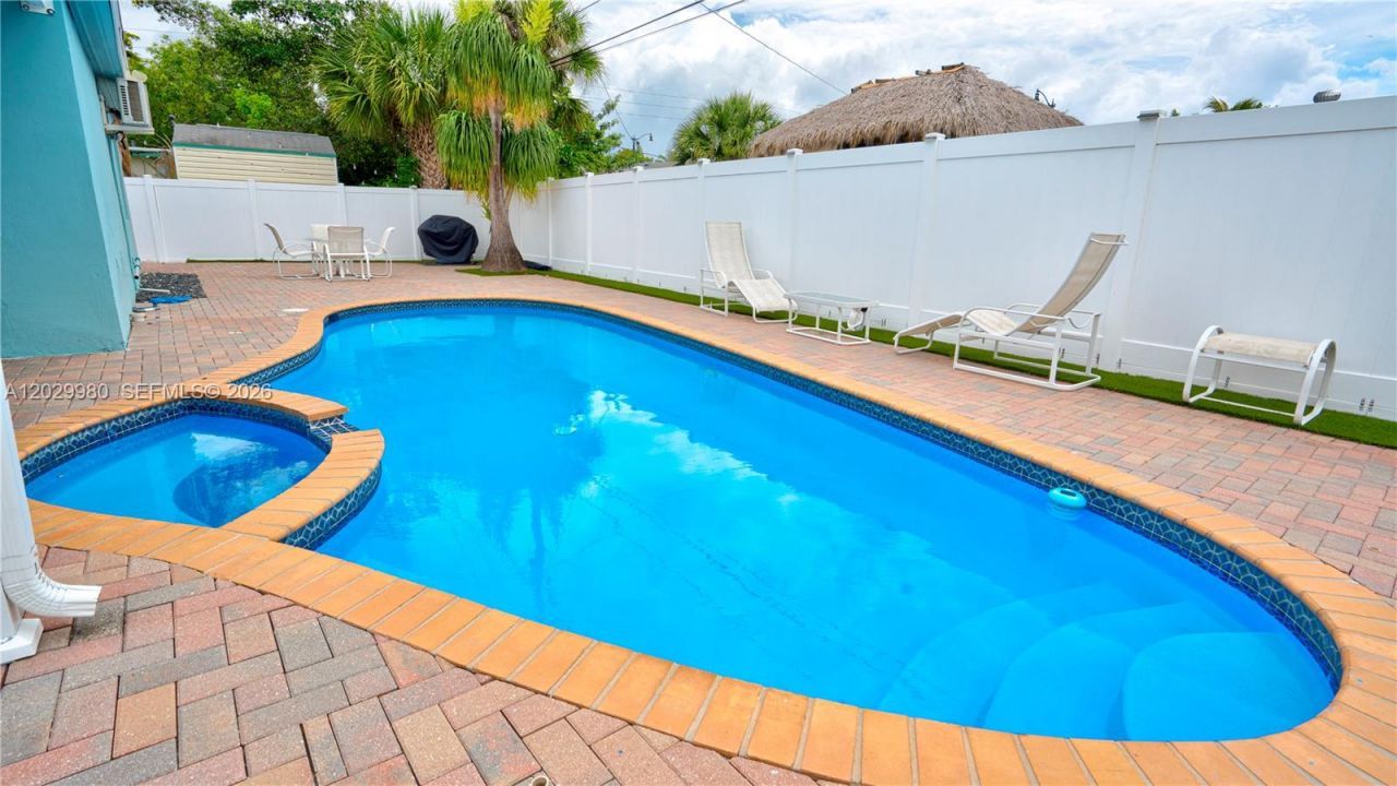 2510 NE 9th Ave, Pompano Beach, FL 33064 Photo