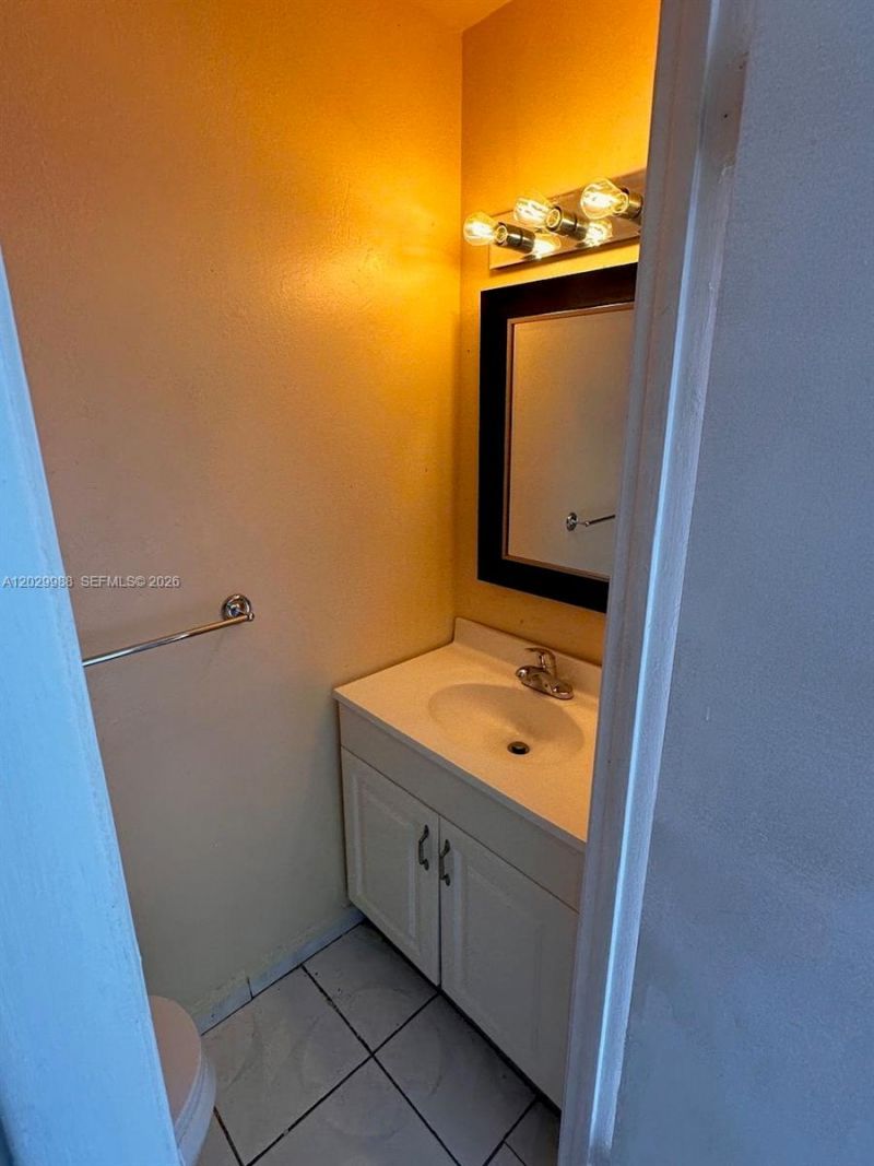 5950 NW 25th Pl , Unit 233, Sunrise, FL 33313 Photo