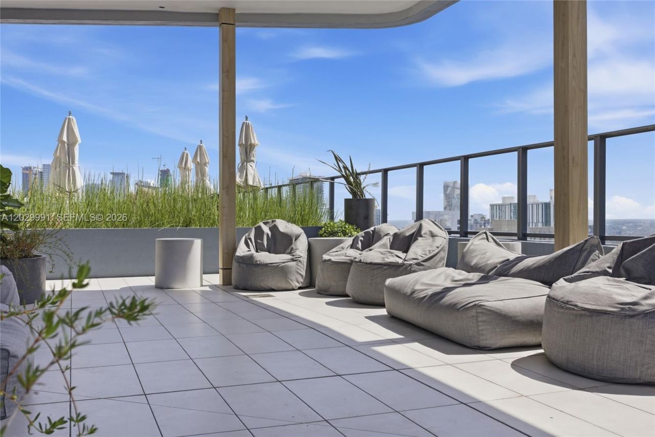 121 NE 5th St, Unit 711, Miami, FL 33132 Photo