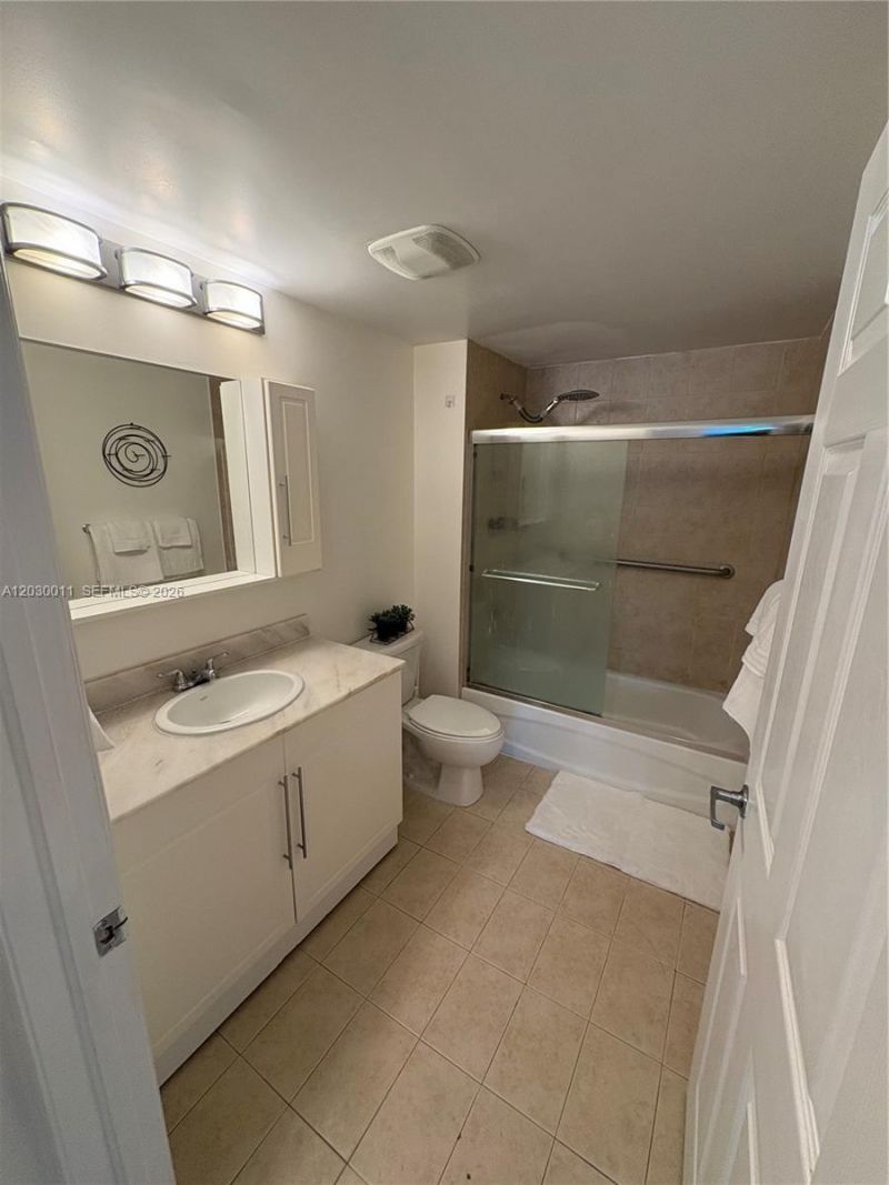 275 NE 18th , Unit 1709, Miami, FL 33132 Photo