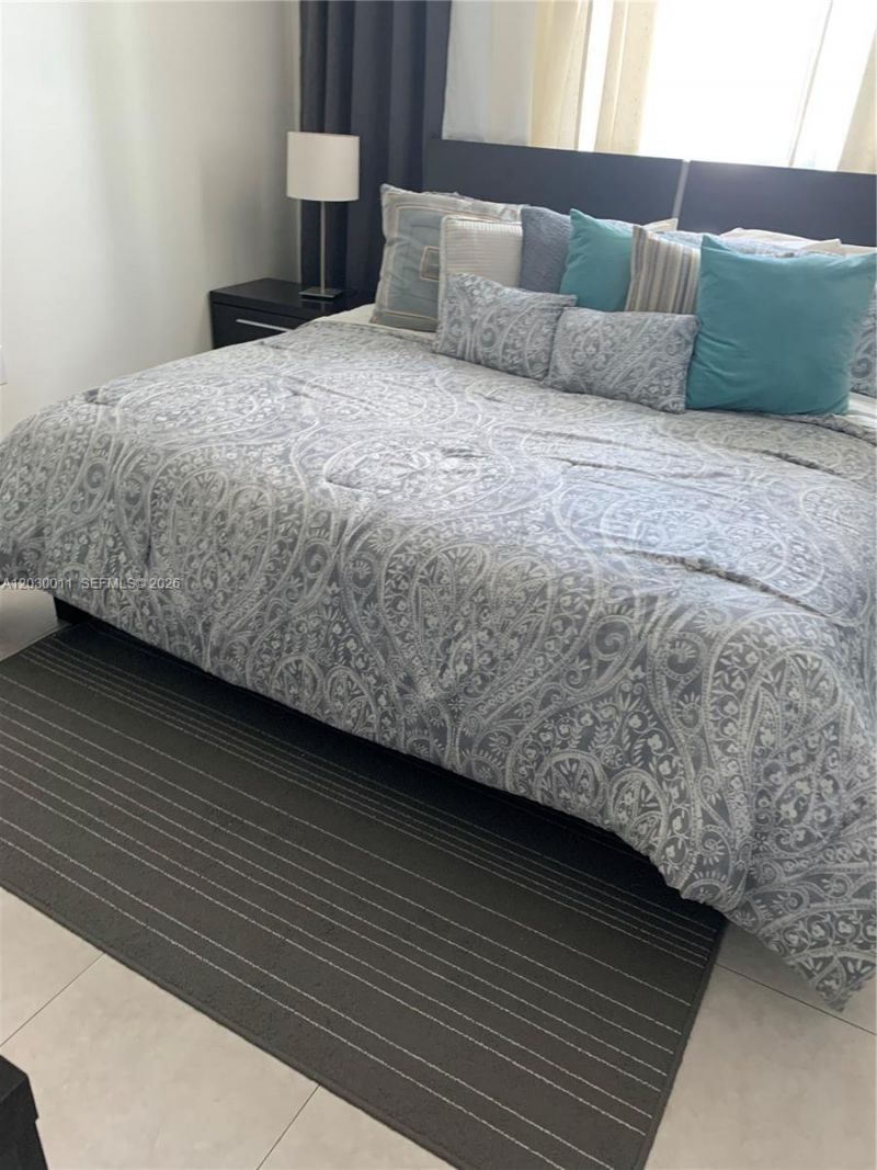 275 NE 18th , Unit 1709, Miami, FL 33132 Photo