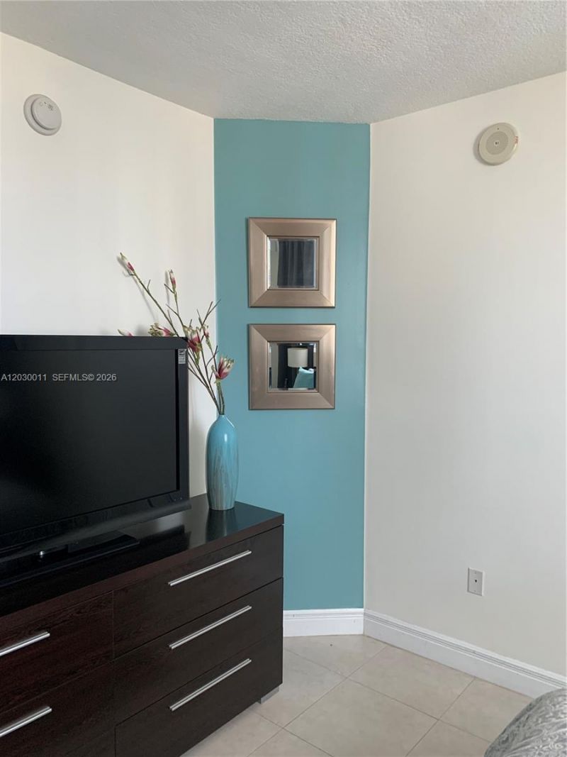 275 NE 18th , Unit 1709, Miami, FL 33132 Photo