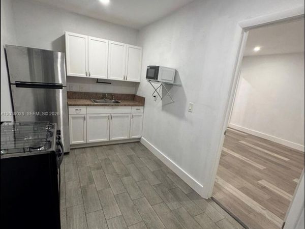 5860 NW 193rd St , Unit 1, Hialeah, FL 33015
