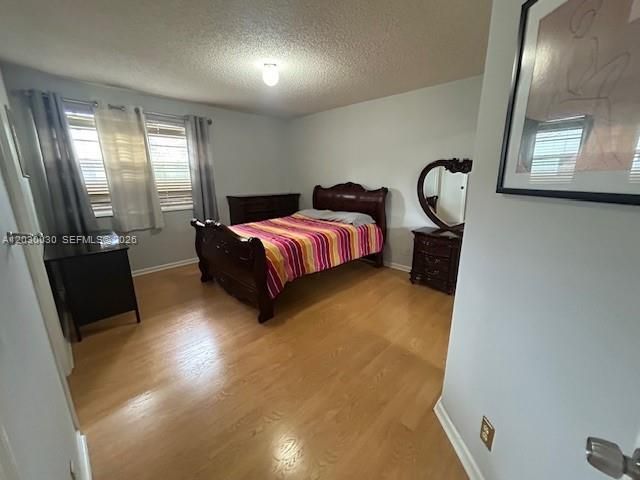 965 SW 102nd Ter , Pembroke Pines, FL 33025 Photo